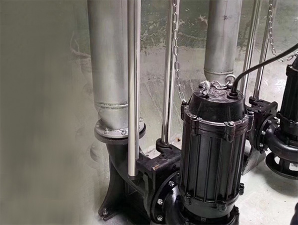 潛水泵耦合裝置